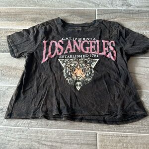 Loose cropped T-shirt